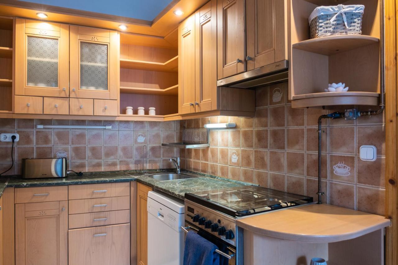 Sziklai Apartman Veszprém Buitenkant foto